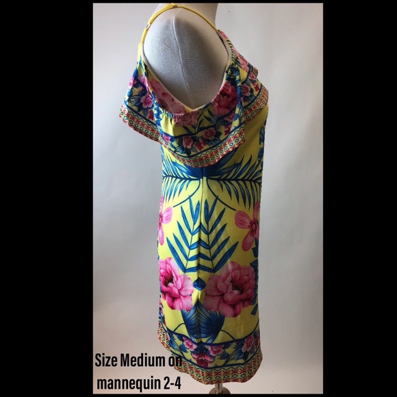 Summer Dress 🌺☀️ - Picture 6 of 8